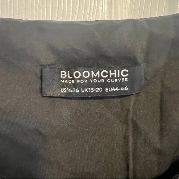 Bloomchic Black A-line Rosette Spaghetti Strap Dress Size 14-16 - Picture 5 of 5